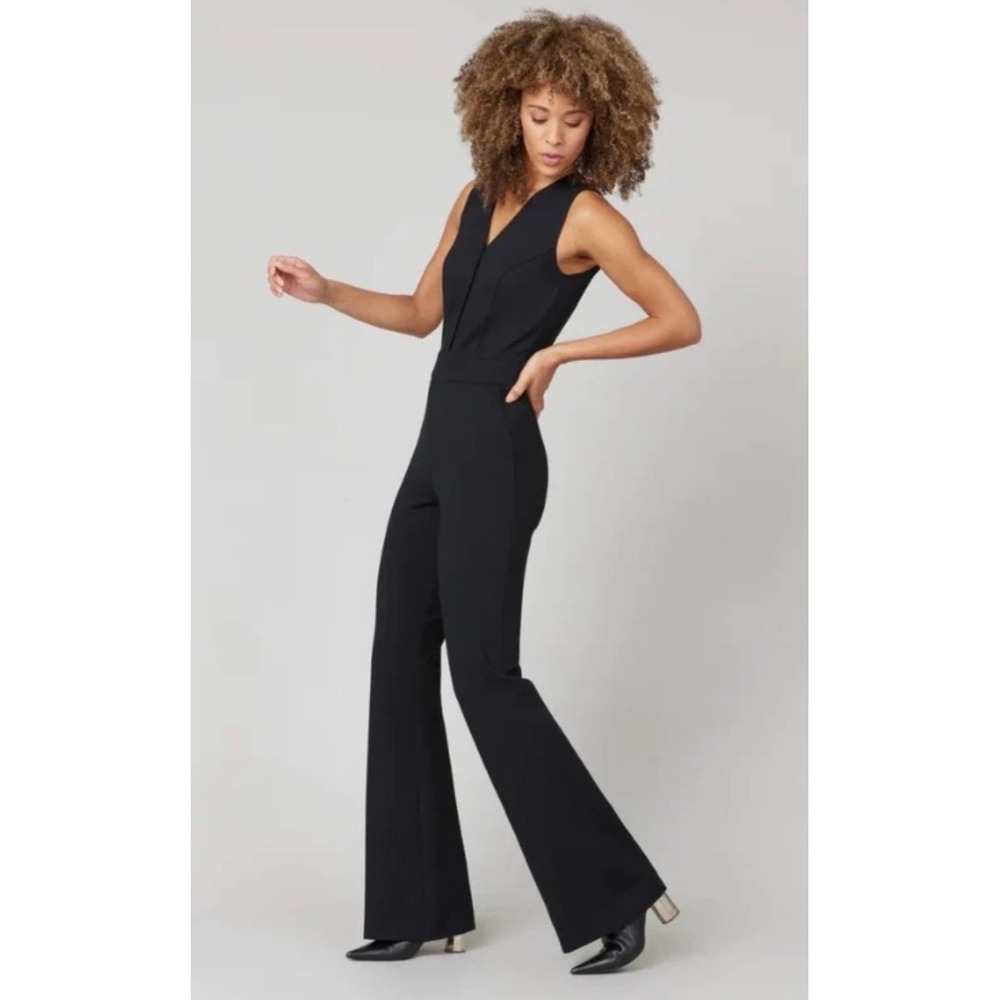 SPANX The Perfect Sleeveless Jumpsuit Black Medium NWT - Picture 2 of 8
